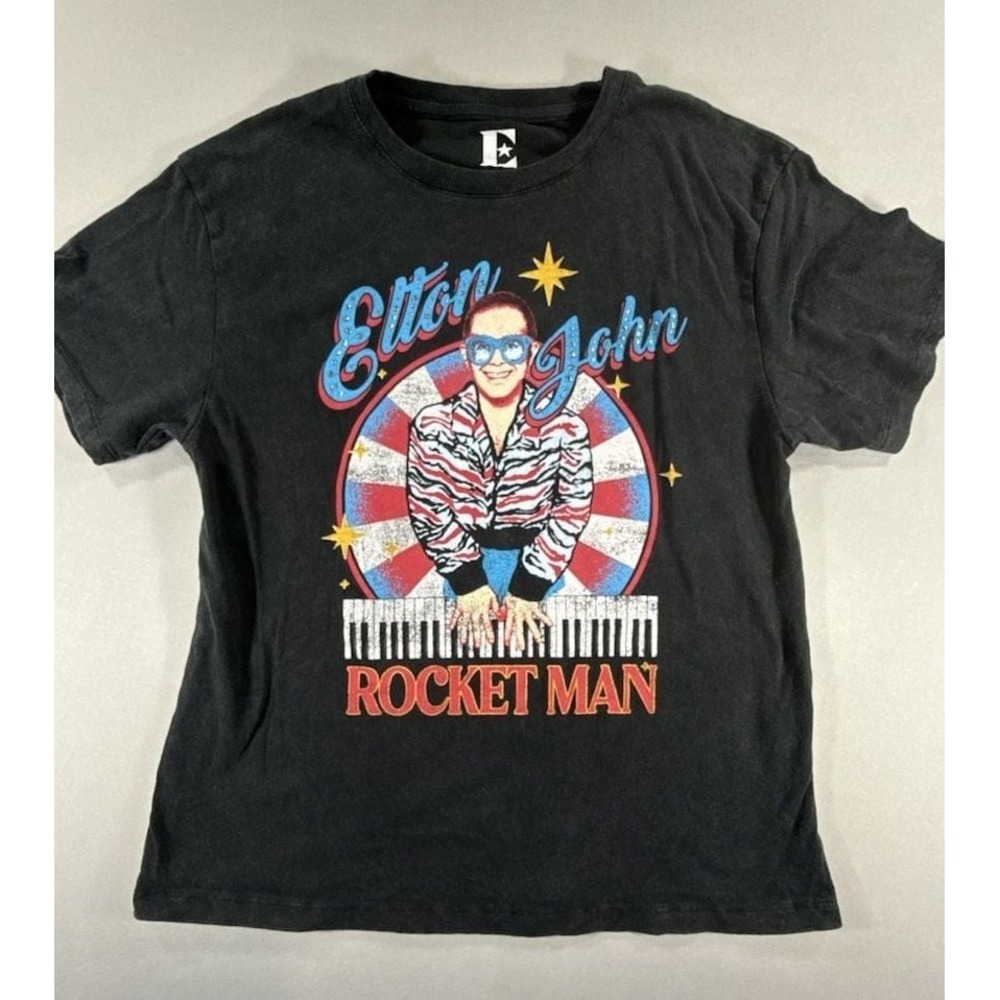 Elton John Rocket Man Black Rhinestone Graphic Concert Tour T-Shirt Size S